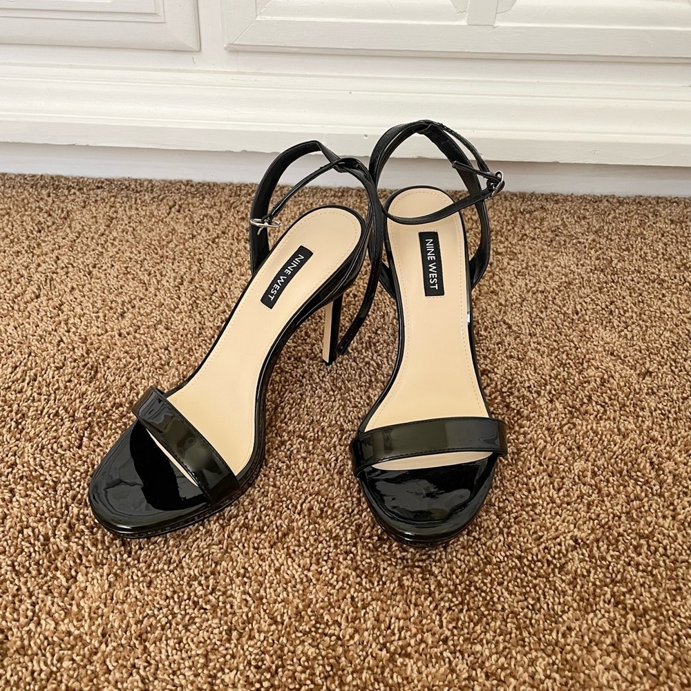 Nine West Chic Glossy Black Heels